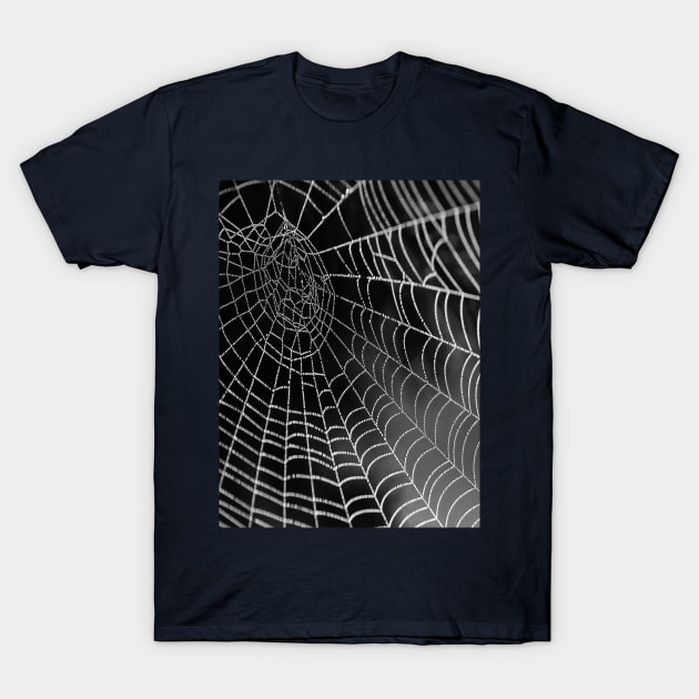 Spider's nest T-Shirt by man_reda